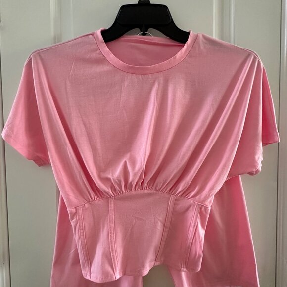 Pink Two-Piece Lounge Set With Elastic Waist Shorts & Ruched Top - Picture 7 of 7